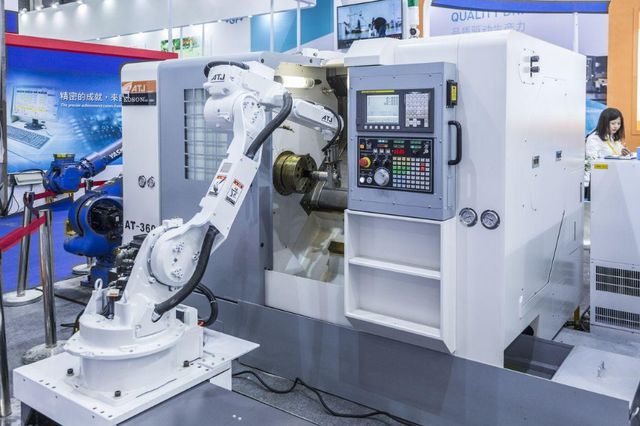 工業(yè)母機(jī)ETF獲批 把握自主可控硬產(chǎn)品，關(guān)注制造強(qiáng)國新機(jī)遇